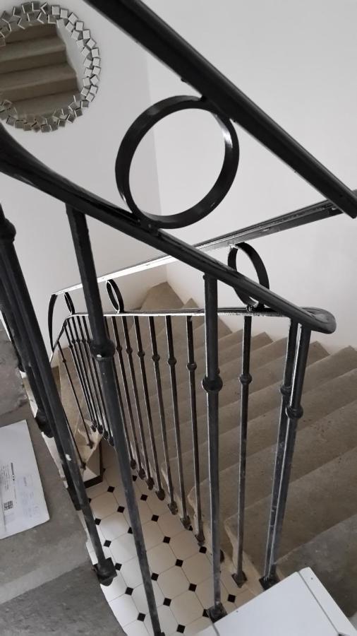 Chambres d'hôtes Clos des Récollets Largentière Esterno foto