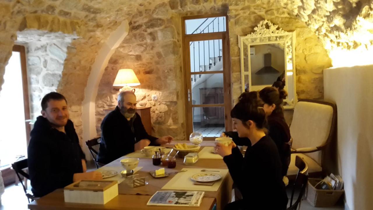 Chambres d'hôtes Clos des Récollets Largentière Esterno foto